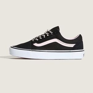 Vans Men’s 10.5 Women 12 Black Sneakers with Pink Stripe